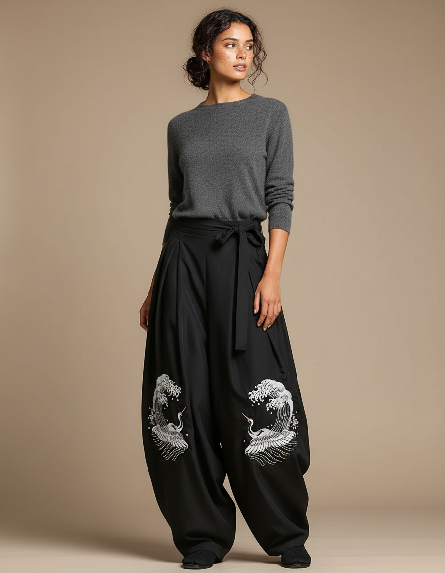 Pantalon Japonais Noir Ample Brodé Grue Fluide - Viscose